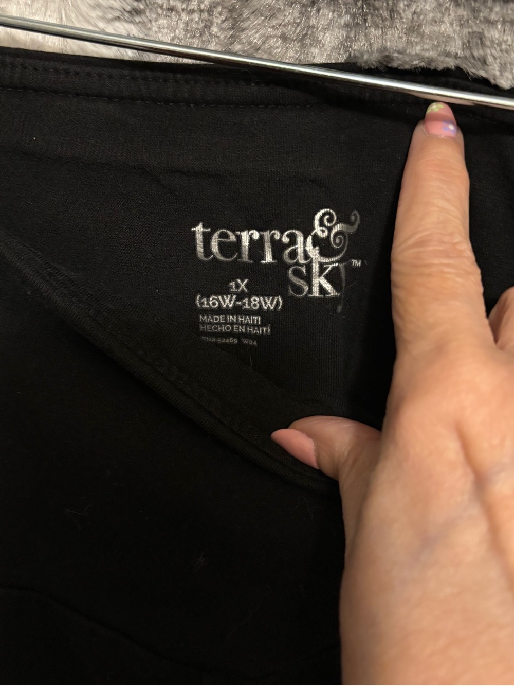 Terra & Sky Black and Navy Full Length Leggings Duo size 1X (16W-18W) - Picture 4 of 11